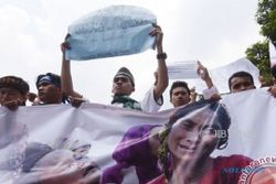 KRISIS ROHINGYA : Cegah Massa ke Candi Borobudur, Polisi Pindahkan Aksi ke Masjid An-Nur