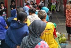 KELANGKAAN ELPIJI : Elpiji 3 Kg Langka di Semarang, Warganet Curiga Ada Permainan