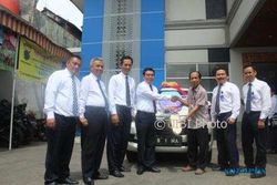 Uang Kiriman Anak Antar Warga Wonogiri Dapat Mobil dari Bank Jateng