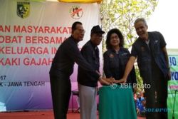 Menkes Bagi-Bagikan Sertifikasi Eliminasi Filariasis di Demak