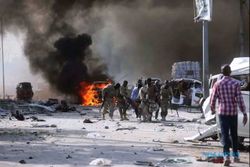 Bom Mobil Tewaskan 22 Orang di Somalia