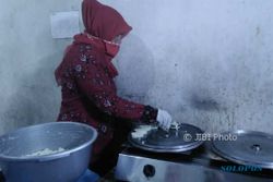 Mengolah Kelapa Jadi Wingko, Petani Pakem Untung 10 Kali Lipat