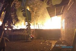 KEBAKARAN BOYOLALI : Gudang Mebel di Teras Terbakar, Pemilik Rugi Rp100 Juta