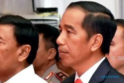 Jokowi Sahkan UU Ormas Sebelum Ngunduh Mantu di Medan