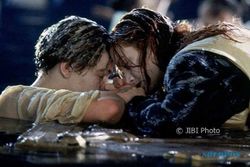 Sutradara Sebut Tokoh Jack di Titanic Dimatikan Agar Lebih Dramatis