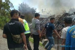KEBAKARAN PONOROGO : Rumah Petani Pudak Terbakar Berikut Uang Rp40 Juta Hasil Jual Ternak