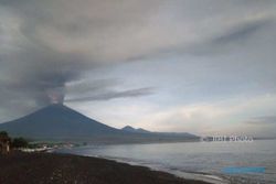 Awas Hoaks, Cek Perkembangan Gunung Agung Bali di Akun Ini