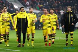 LIGA JERMAN : Dortmund Kian Menurun, Lawan 10 Pemain pun Kesulitan