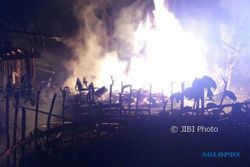 KEBAKARAN PONOROGO : Rumah Warga Donorojo Terbakar saat Ditinggal Kondangan