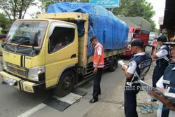Puluhan Angkutan Barang Terjaring Razia di Jalan Jogja-Solo