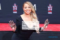 Keren! Cap Tangan Mariah Carey Diabadikan di Chinese Theater