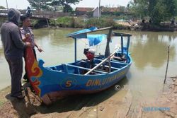 KECELAKAAN AIR : Perahu Wisata Terbalik di Demak, Nenek-Nenek dan Bocah Balita Tewas