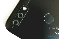 Luna Rancang Smartphone dengan Kamera Quad-Lens Pertama Dunia