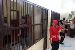 KISAH UNIK : Tahanan Polres Grobogan Joget Bareng Polwan