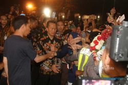 Presiden Jokowi Jalan Kaki Sapa Warga di Malioboro