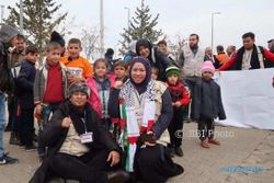 Opick Kisahkan Penderitaan Pengungsi Suriah dan Palestina