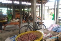 PASAR TRADISIONAL SLEMAN : Pasar Rogobangsan, Riwayatmu Kini...