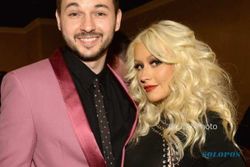 Christina Aguilera Diam-Diam Menikah dengan Matthew Rutler di Italia