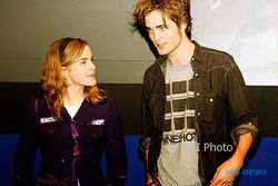 Robert Pattinson dan Emma Watson Pacaran?