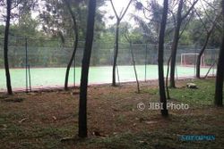 INFRASTRUKTUR SALATIGA : Lapangan Futsal di Taman Bendosari Bikin Warga Bingung
