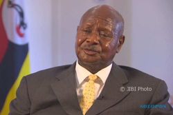 Presiden Uganda Ngaku Cinta Donald Trump