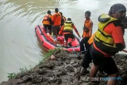 40 Personel Gabungan Cari Pemuda Ponorogo Hanyut di Sungai Genting