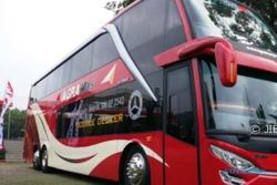 TRANSPORTASI JATENG : Agra Mas Kini Layani Jakarta-Jepara via Semarang Pakai Bus Tingkat
