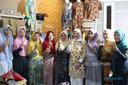 PILKADA 2018 : Kampanye di Pekalongan, Ida Dengar Keluh Kesah Pedagang Batik