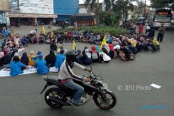DEMO SUKOHARJO : Protes UU MD3, PMII Kirimkan Tahlil untuk Anggota DPR