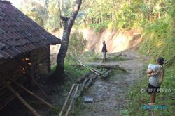 Tanah Ambles Ancam Empat KK di Kulonprogo