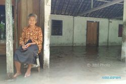 BANJIR MADIUN : Korban Banjir di Desa Muneng Pilangkenceng Gatal-Gatal