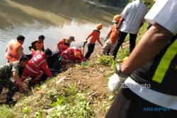 PENEMUAN MAYAT PONOROGO : Jenazah Pria Asal Bungkal Mengapung di Sungai Pinggirsari