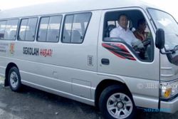 TRANSPORTASI SEMARANG : Angkutan Jemput Siswa Sekolah Pinggiran Tambah 4 Bus Mini