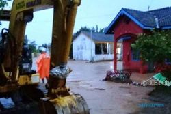 BENCANA JATENG : Tanggul Jebol Lagi, Semarang Banjir 1 M