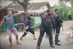 AKSI POLISI : Begini Kocaknya Kampanye Anti Hoaks Polisi Semarang