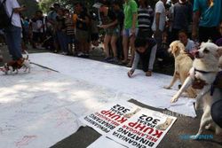 Kampanye di CFD Solo, Pecinta Hewan Ungkap Kekejaman di Balik Menu Daging Anjing