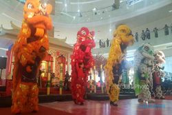 Hartono Mall Gelar Pertunjukan Barongsai Tonggak