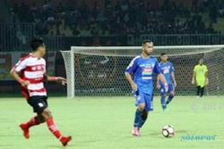 LAGA UJI COBA : Kalah dari Madura United, PSIS Semarang Justru Temukan Skema Permainan