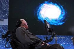 Ini Penyebab Stephen Hawking Belum dapat Nobel