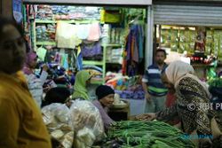 PILKADA 2018 : Ida Fauziyah Rajin Keliling Solo Raya, Singgah Pasar Wonogiri