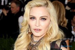 Madonna Garap Film Biopik tentang Balerina