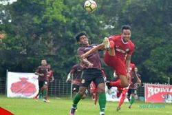 LAGA UJI COBA : Ditahan Imbang Martapura FC, Pelatih Persibat Batang Tak Ambil Pusing