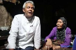 PILKADA 2018 : Nginap di Rumah Papan Milik Manula, Ganjar Beberkan Kisah Tragis