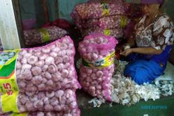 Harga Melejit hingga Rp50.000/Kg, Pedagang Sragen Ogah Jualan Bawang Putih Kating