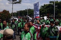 TRANSPORTASI SOLO : Dapat Limpahan Penumpang Gojek, Driver Grab Kewalahan Layani Order