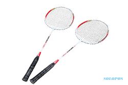 Cara Tepat Pilih Raket Badminton Terbaik