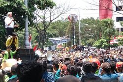 Pagar DPRD Jateng Dijebol Demonstran, Begini Reaksi Gubernur Ganjar Pranowo...