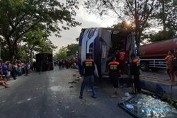 Bus Sugeng Rahayu Terguling di Ring Road Madiun, 1 Meninggal dan 3 Terluka