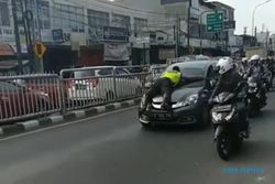 Viral Polisi Tengkurap di Kap Mobil Berjalan, Ini Kronologi Sebenarnya