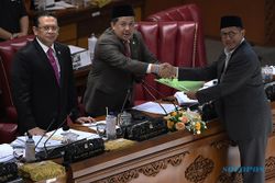 Kerap Kritik Keras, Fahri Hamzah Diusulkan Jadi Menteri Jokowi